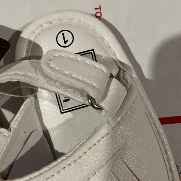 Romirus baby shoes Baby Sandals fringe NWT white  💕 0-6 months size 1 - Picture 6 of 12